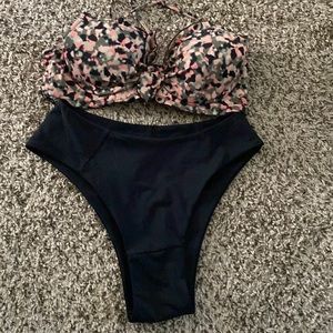 Bikini. 36c top. L bottom.